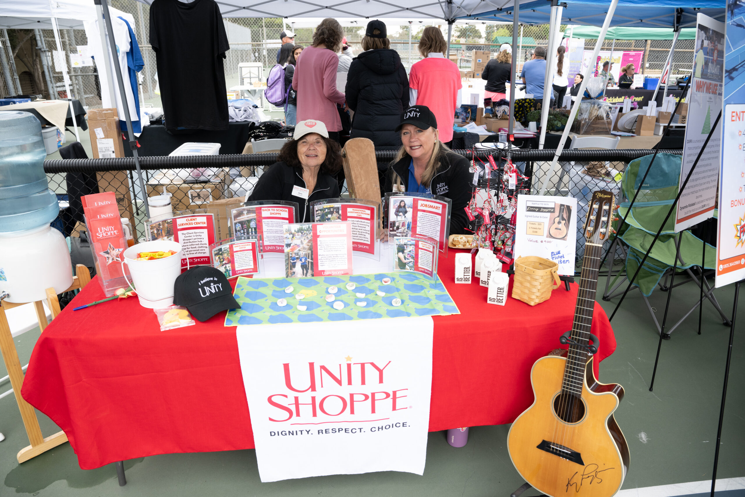 unity shoppe table